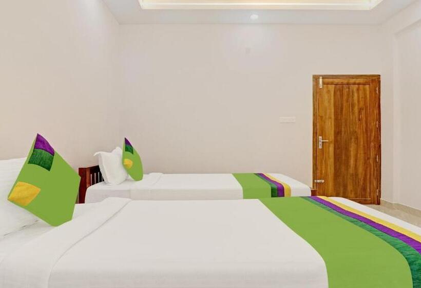 Itsy Hotels Palm Grove By D2v