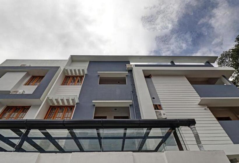 Itsy Hotels Palm Grove By D2v