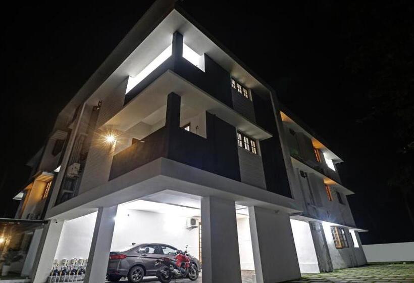 Itsy Hotels Palm Grove By D2v