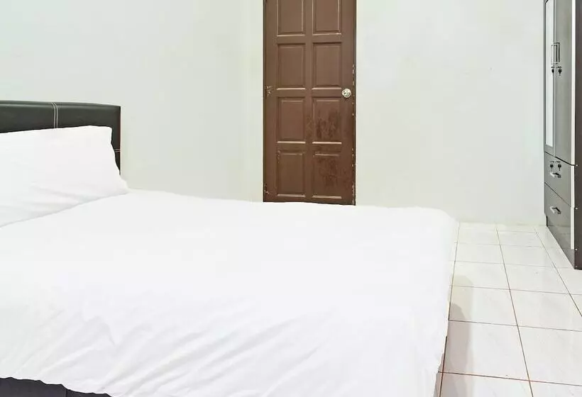 ホテル Oyo 90596 Casaria Inn