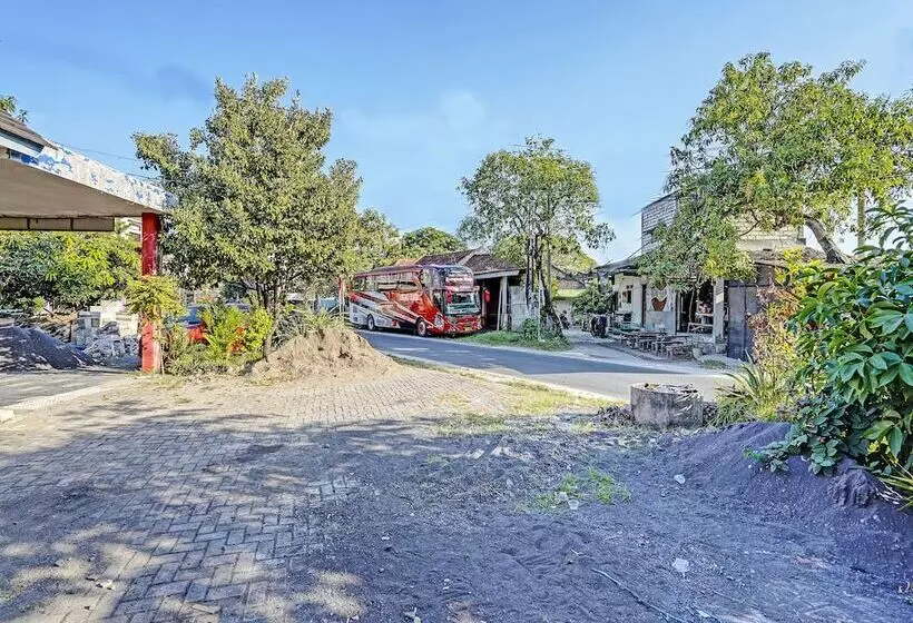 Hotelli Oyo 91594 Bungah Residence Syariah