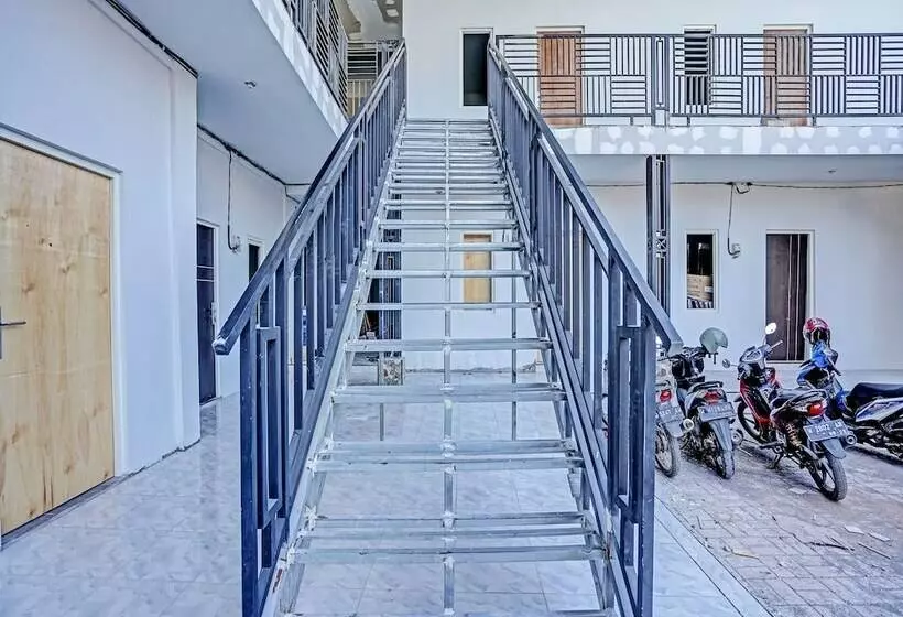 Hotelli Oyo 91594 Bungah Residence Syariah