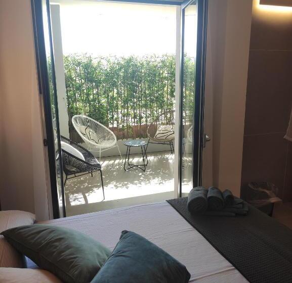 פנסיון Live Home Rooms