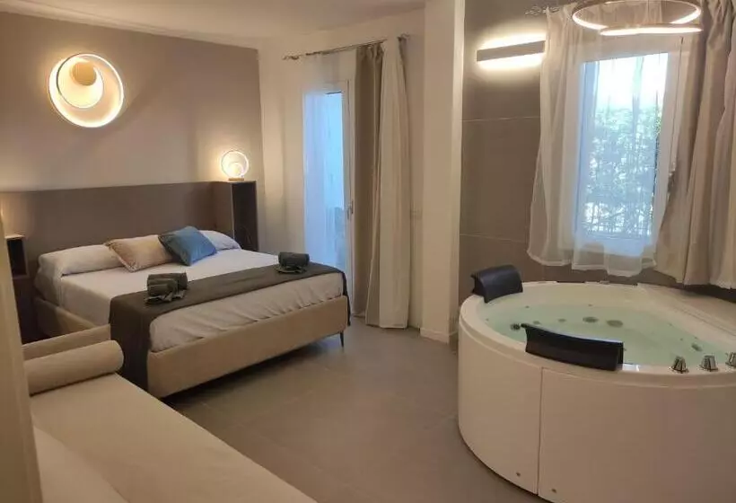 ペンション Live Home Rooms