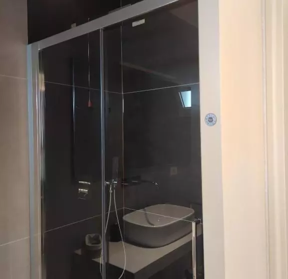 ペンション Live Home Rooms
