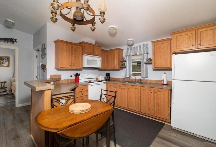 Zion Time Walk To East Zion Trails