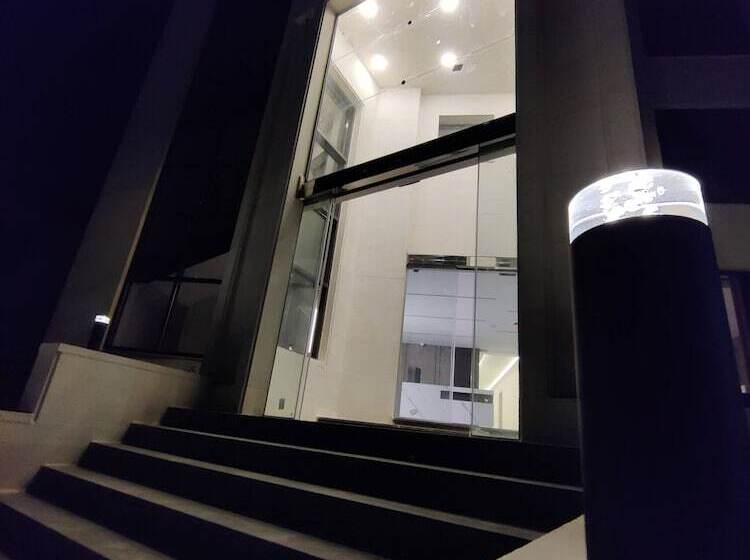 45m Luxury Room Royal View Near All Services