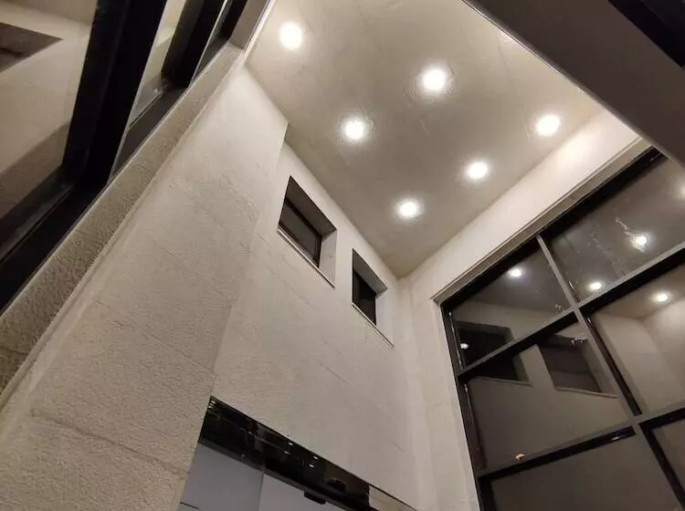 45m Luxury Room Royal View Near All Services