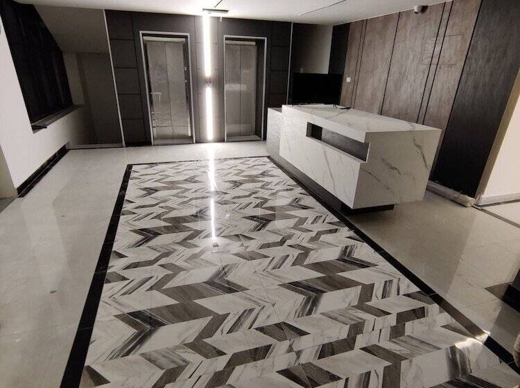 45m Luxury Room Royal View Near All Services