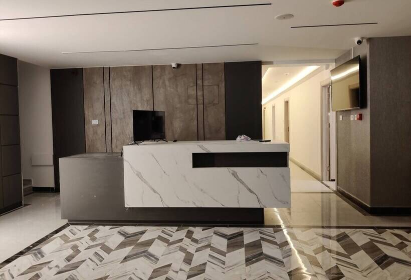 45m Luxury Room Royal View Near All Services