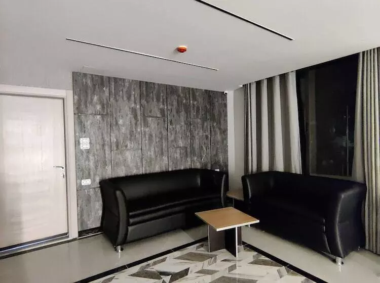 45m Luxury Room Royal View Near All Services