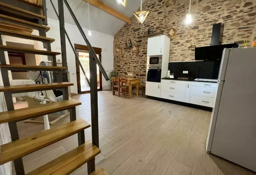 Casa De Piedra Barreiriña
