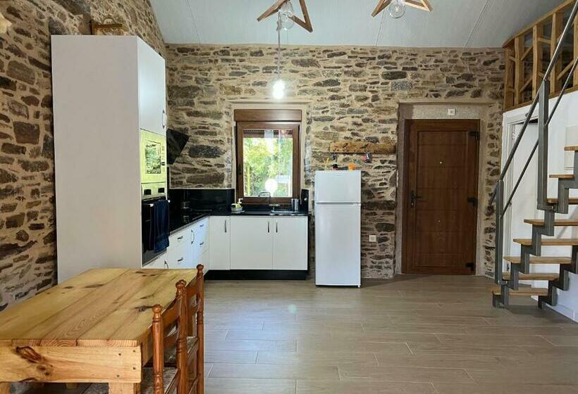 Casa De Piedra Barreiriña