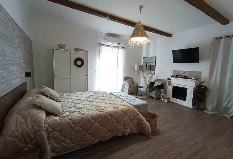 Casa Rosamari   Su Lago Di Posta Fibreno, Appartamento Con Camino