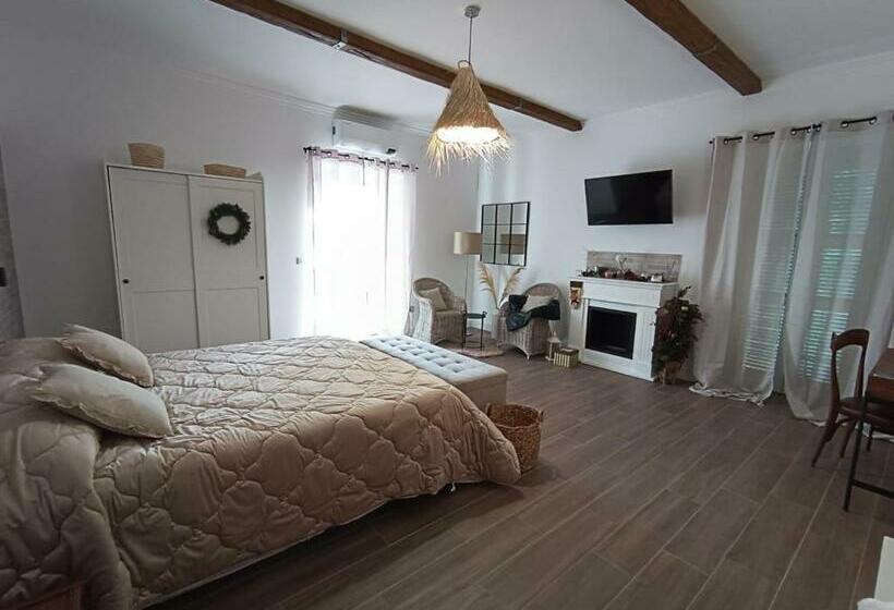 Casa Rosamari   Su Lago Di Posta Fibreno, Appartamento Con Camino