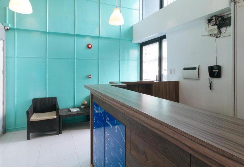 Hotel Filmore Suites Makati By Reddoorz