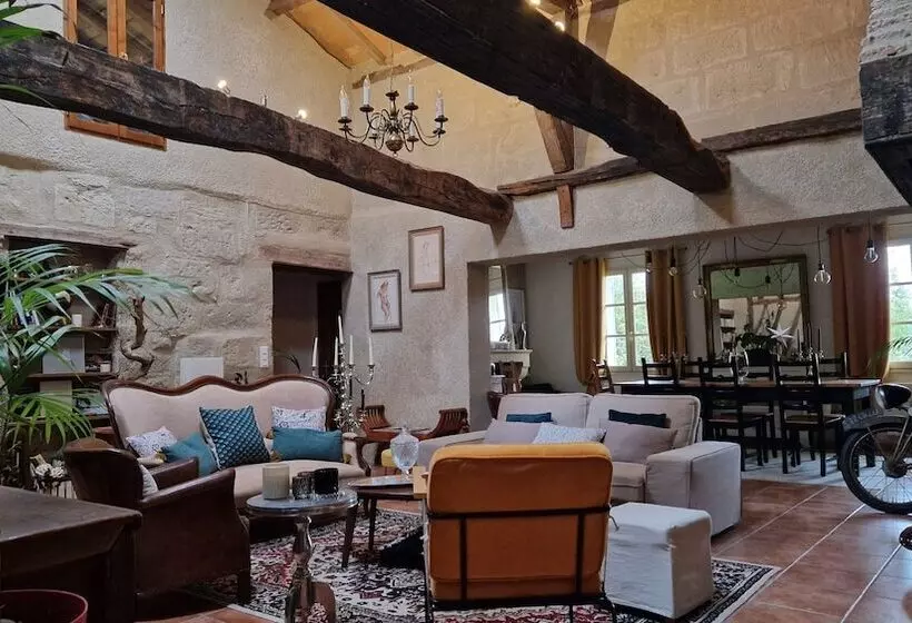 ベッドアンドブレックファースト Maison Cassin47