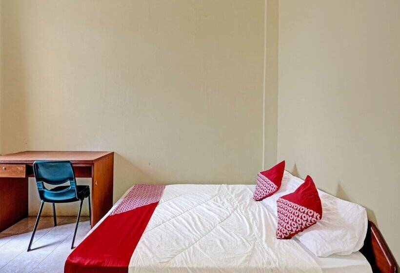 בית מלון כפרי Oyo 91636 K Dadut Homestay