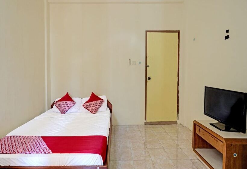 בית מלון כפרי Oyo 91636 K Dadut Homestay