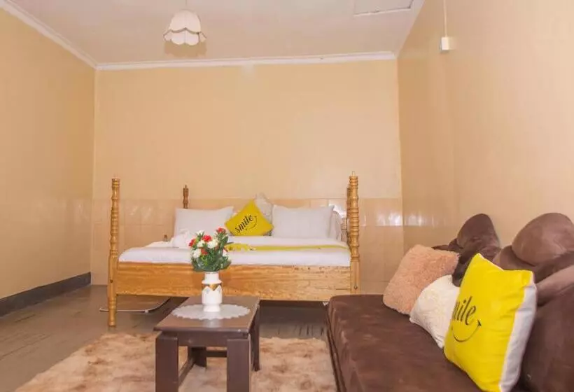 هتل The Nest Guest House