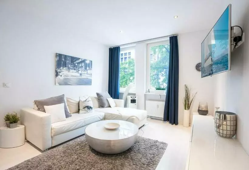 Komplette 2 Zimmer Wohnung Zentral Neben Oktoberfest