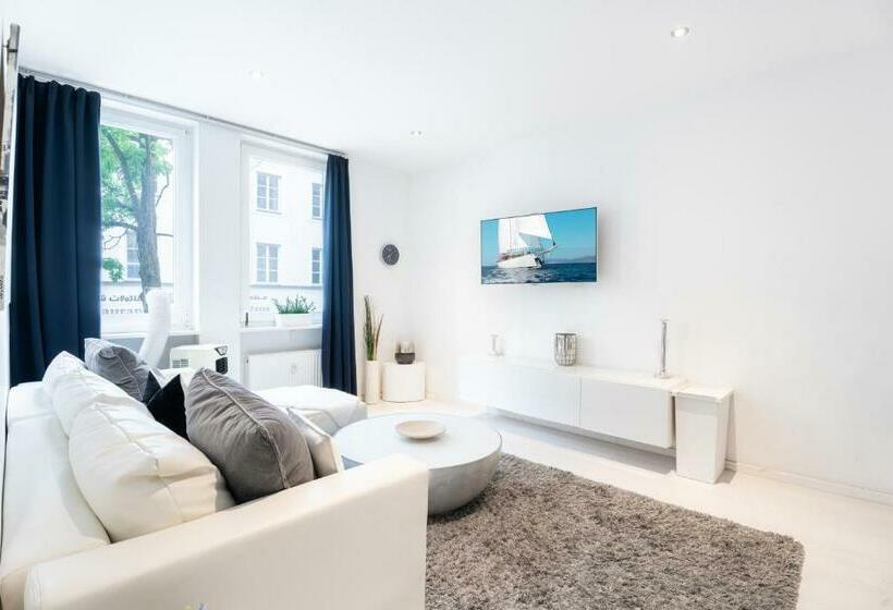 Komplette 2 Zimmer Wohnung Zentral Neben Oktoberfest