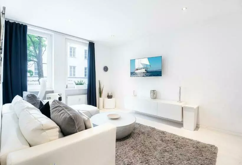 Komplette 2 Zimmer Wohnung Zentral Neben Oktoberfest