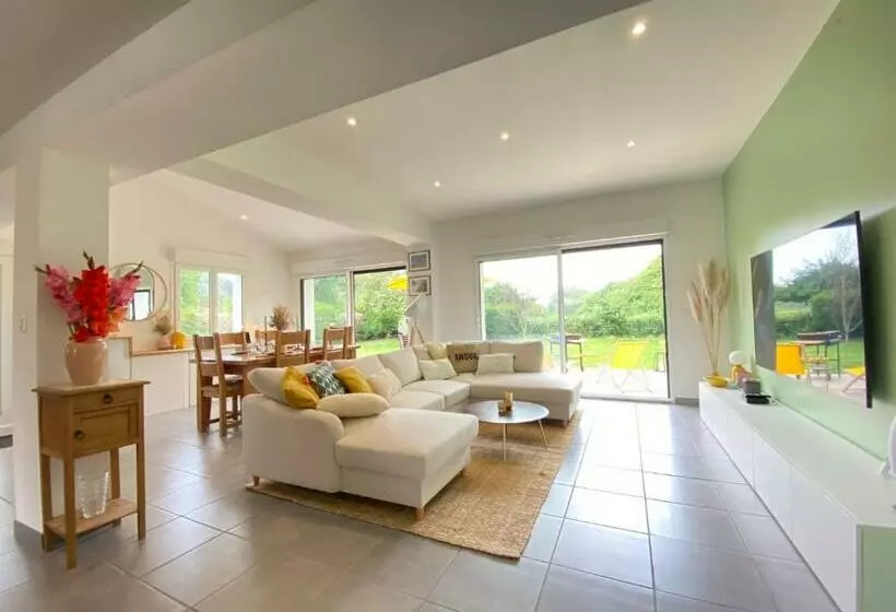 La Maison Des Vacances, à Deux Pas De La Mer