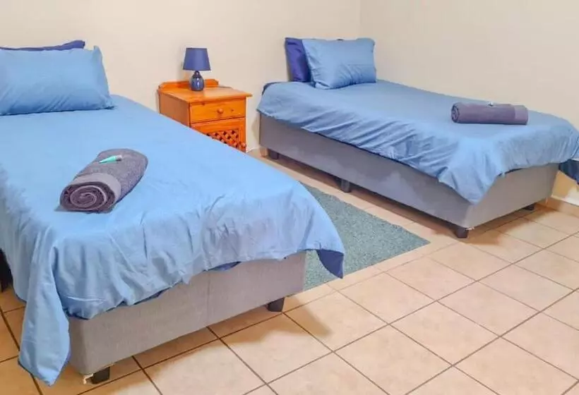 ペンション Alpha B Lodging