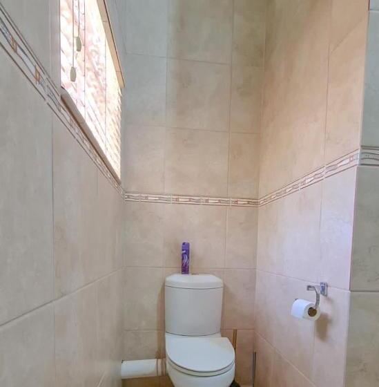 ペンション Alpha B Lodging