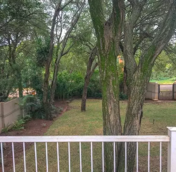 ペンション Alpha B Lodging