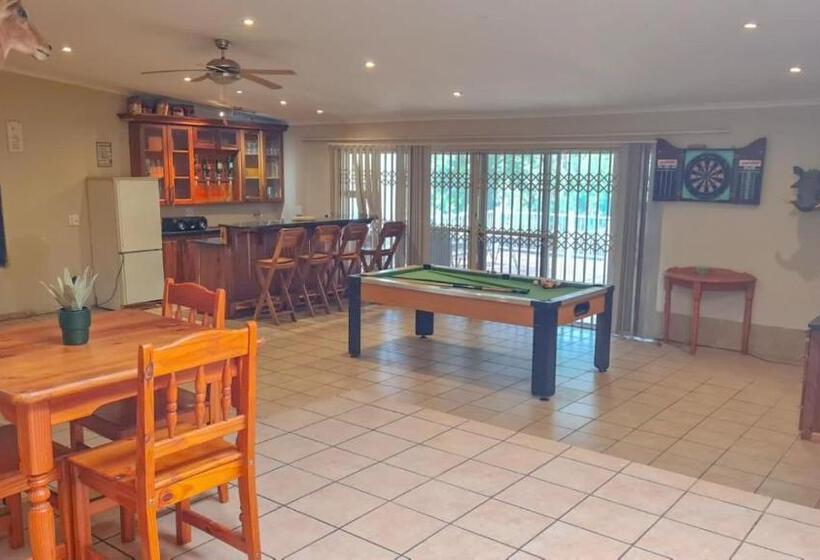 ペンション Alpha B Lodging