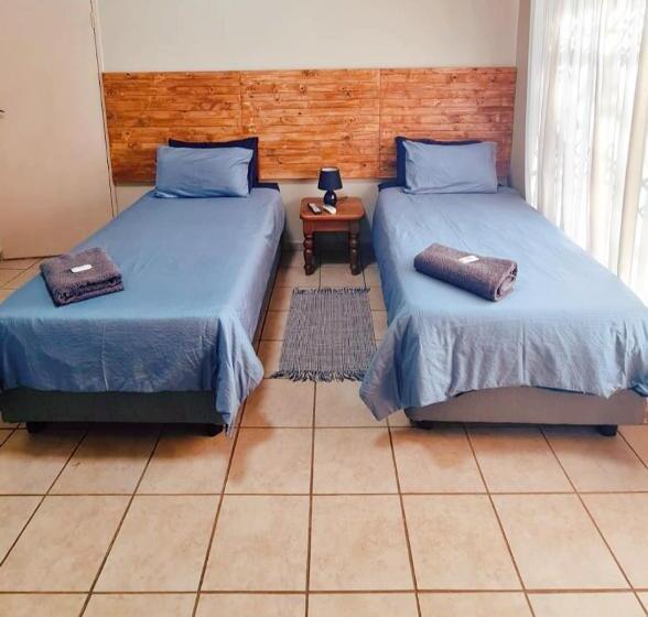 ペンション Alpha B Lodging