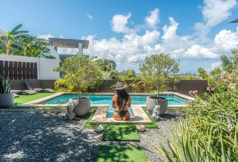 پانسیون Lama Y Solo Unique Private Room Walking Distance To The Beach