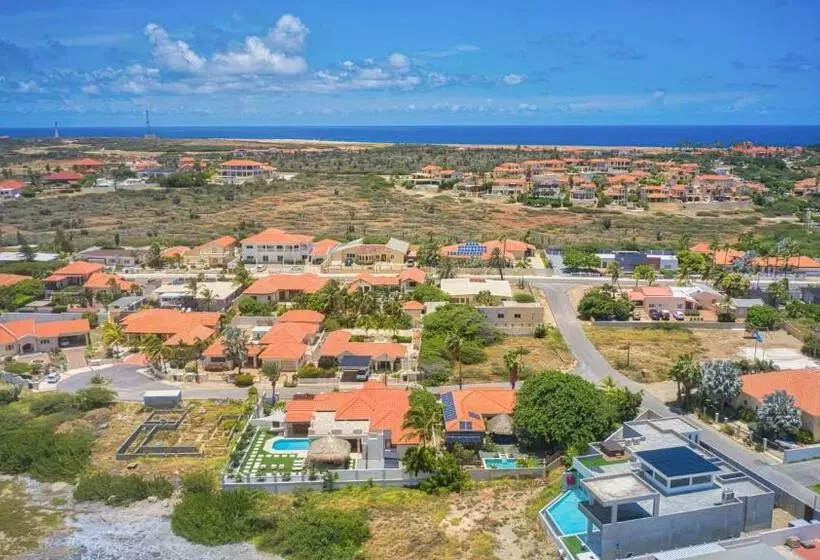 پانسیون Lama Y Solo Unique Private Room Walking Distance To The Beach