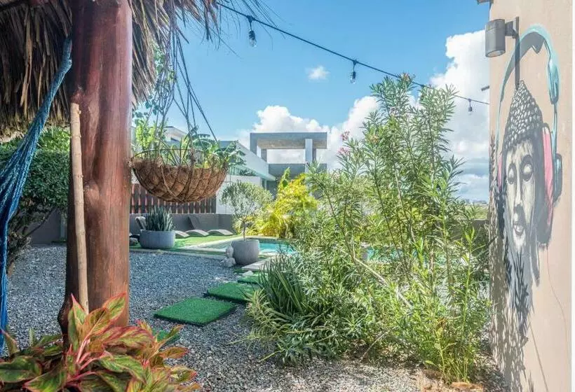 پانسیون Lama Y Solo Unique Private Room Walking Distance To The Beach