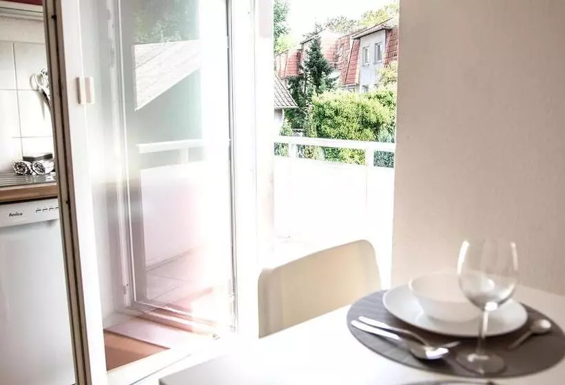 Spacious 3 Room Workers Apartment With Balcony And Parking Space