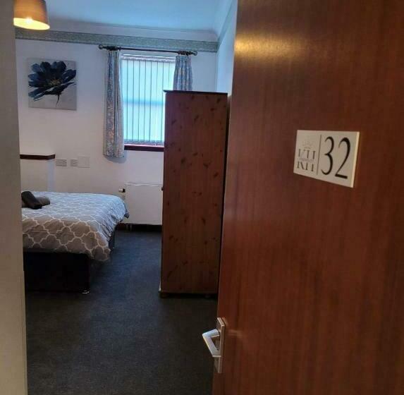 Aamiaismajoitus (B&B) Weston House Serviced Accommodation