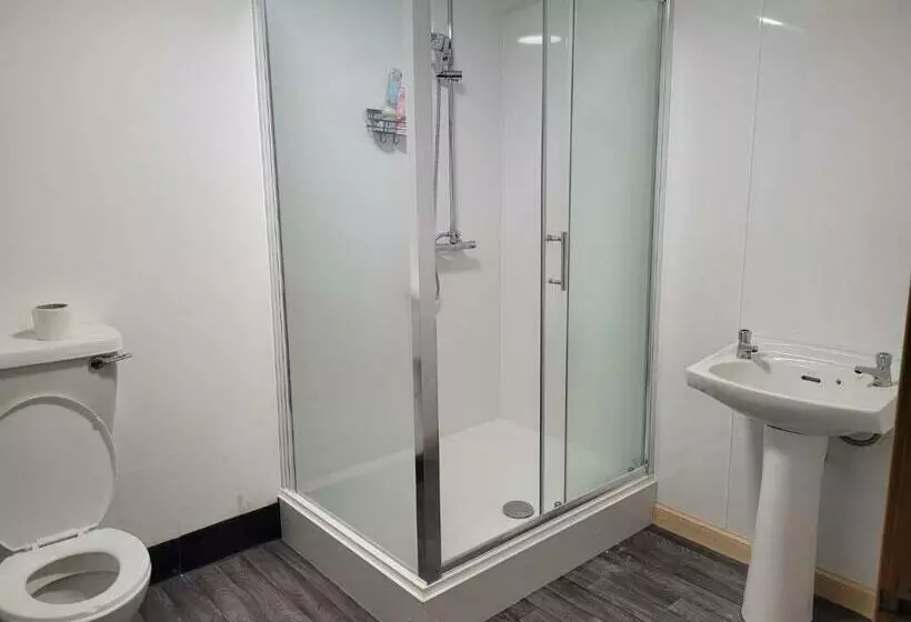 Aamiaismajoitus (B&B) Weston House Serviced Accommodation