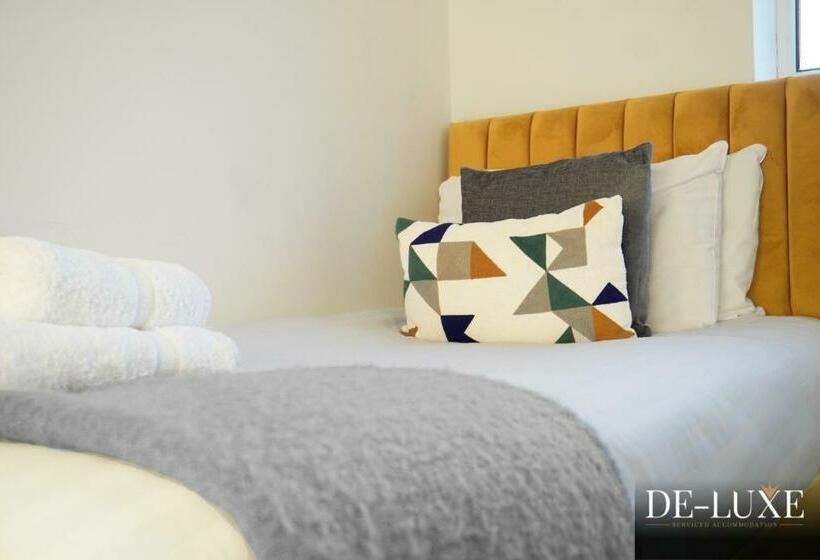 Big Luxury Town House Near Southampton City Centre