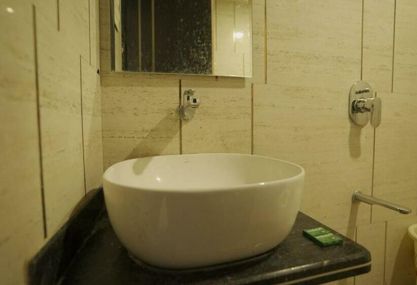 Otel Falcon By Wb Inn