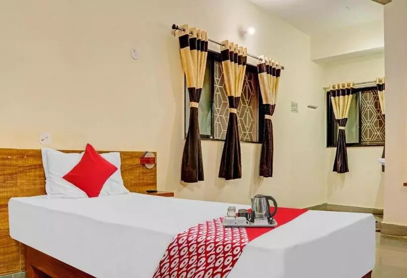 Hotelli Oyo 93089 Sunrise Executive Lodge