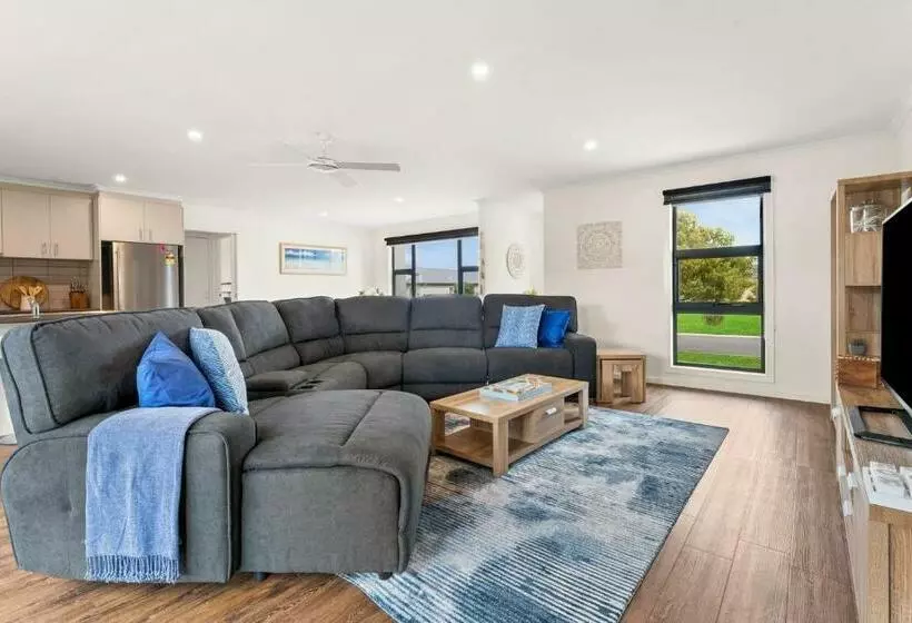 Lennys Lodge