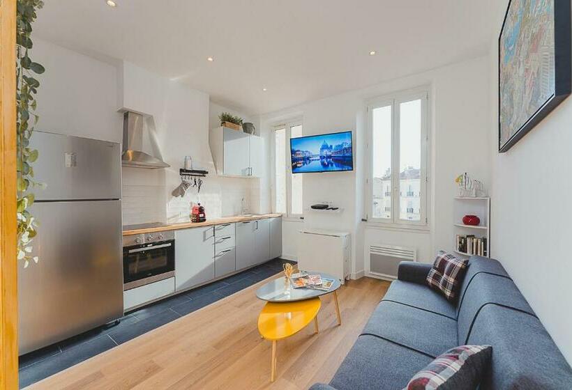 Magnifique T5   Gare St Charles   4 à 10 Personnes