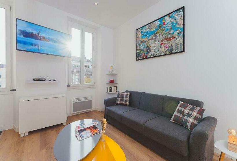 Magnifique T5   Gare St Charles   4 à 10 Personnes