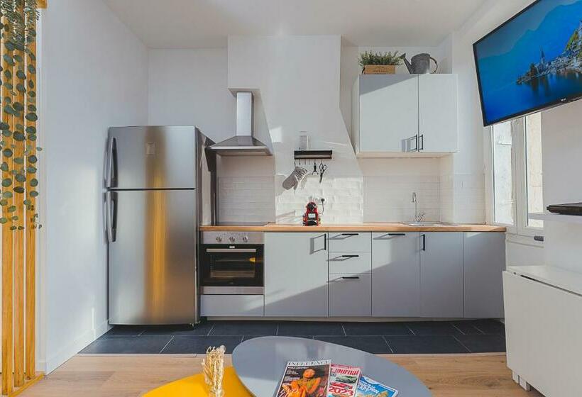 Magnifique T5   Gare St Charles   4 à 10 Personnes