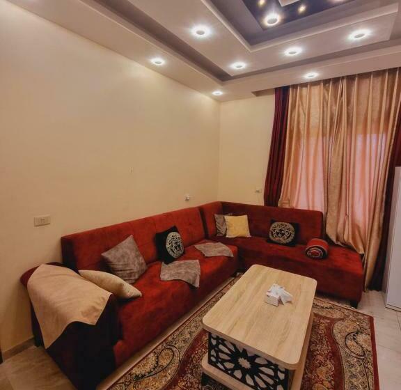 پانسیون Karam