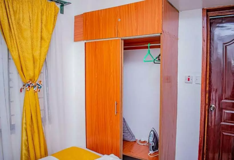 پانسیون Belaire Bnb Ruaka 1