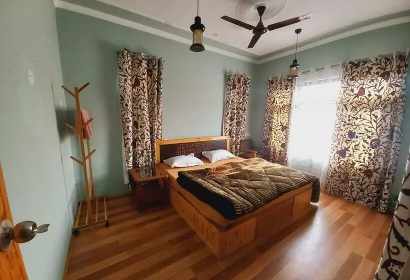 ペンション John S Homestay