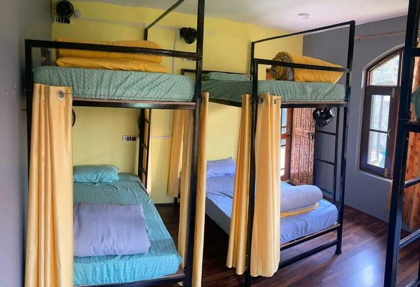 Pansiyon John S Homestay